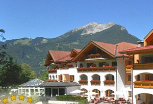 Ehrwald Transalp via claudia hotel mtb bike tour alpstours
